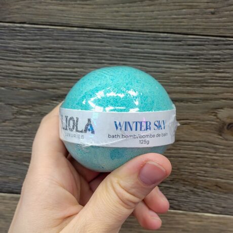 winter sky bath bomb