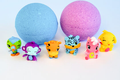 Magical Pet Friends Bath Bombs with Suprise Toy