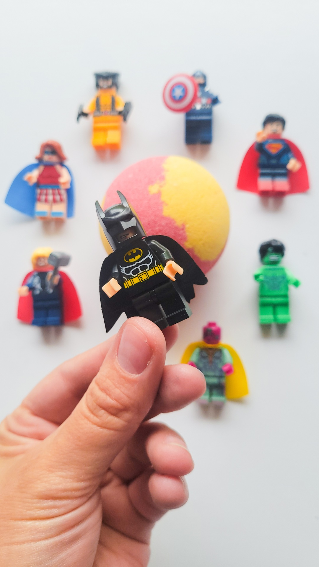 Liola Luxuries Toy Bath Bomb superhero