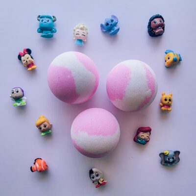 Liola Luxuries Fairy Tale Surprise Toy Inside Bath Bomb