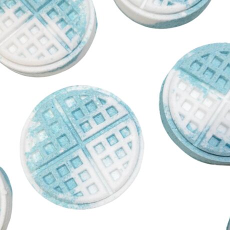 Liola Luxuries Waffle Bath Bomb Blue