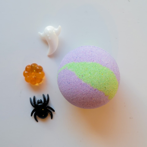 Liola Luxuries Bath Bomb Surprise Toy Halloween